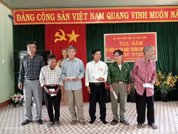 c296db2842e780b9d9f6-(2).jpg