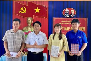 Huyện Krông Pa: Chú trọng công tác giáo dục chính trị, tư tưởng, xâ...
