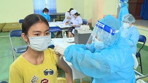 Huyện Krông Pa tiêm Vắc xin phòng Covid – 19 cho trẻ từ 12 đến dưới...